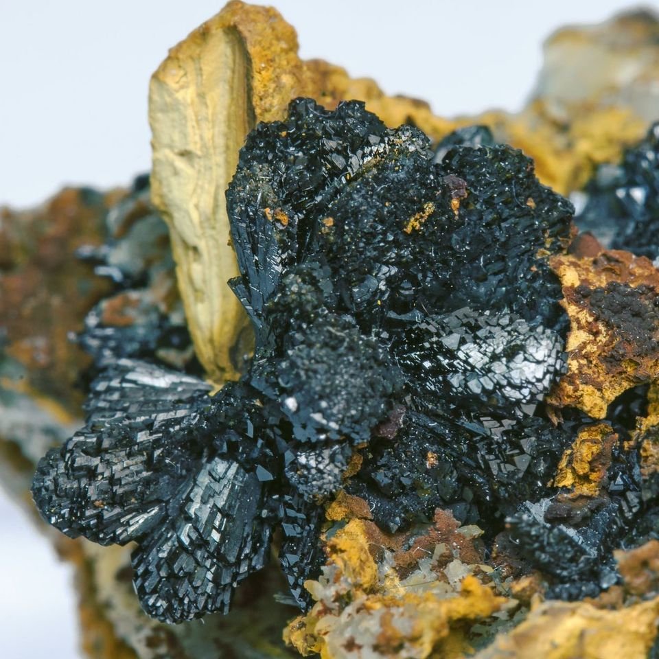 Olivenite and Quartz
(Autor: Jordi Fabre)