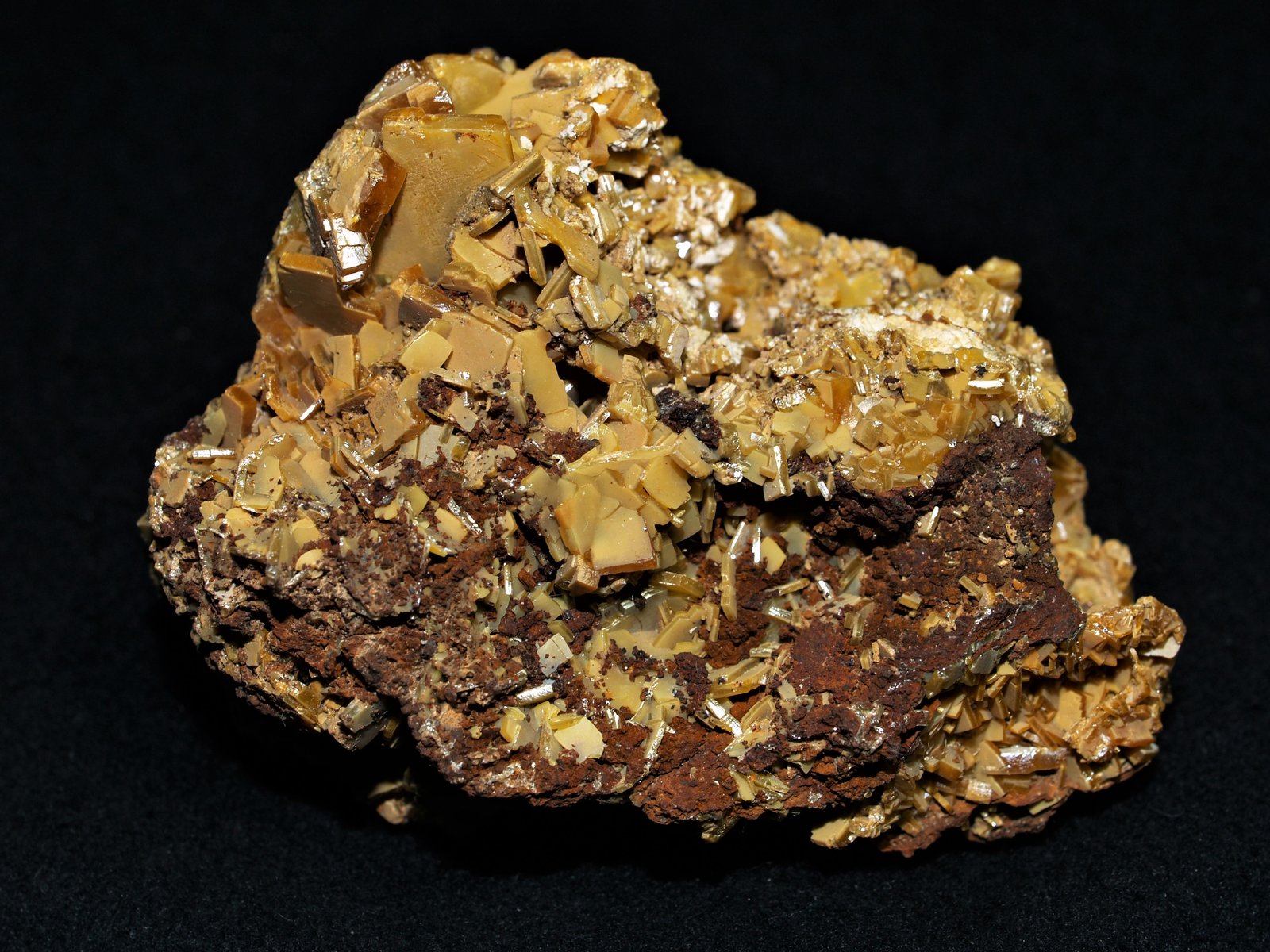 Wulfenite
7.5x5x3 cm's
(Autor: Joseph DOliveira)