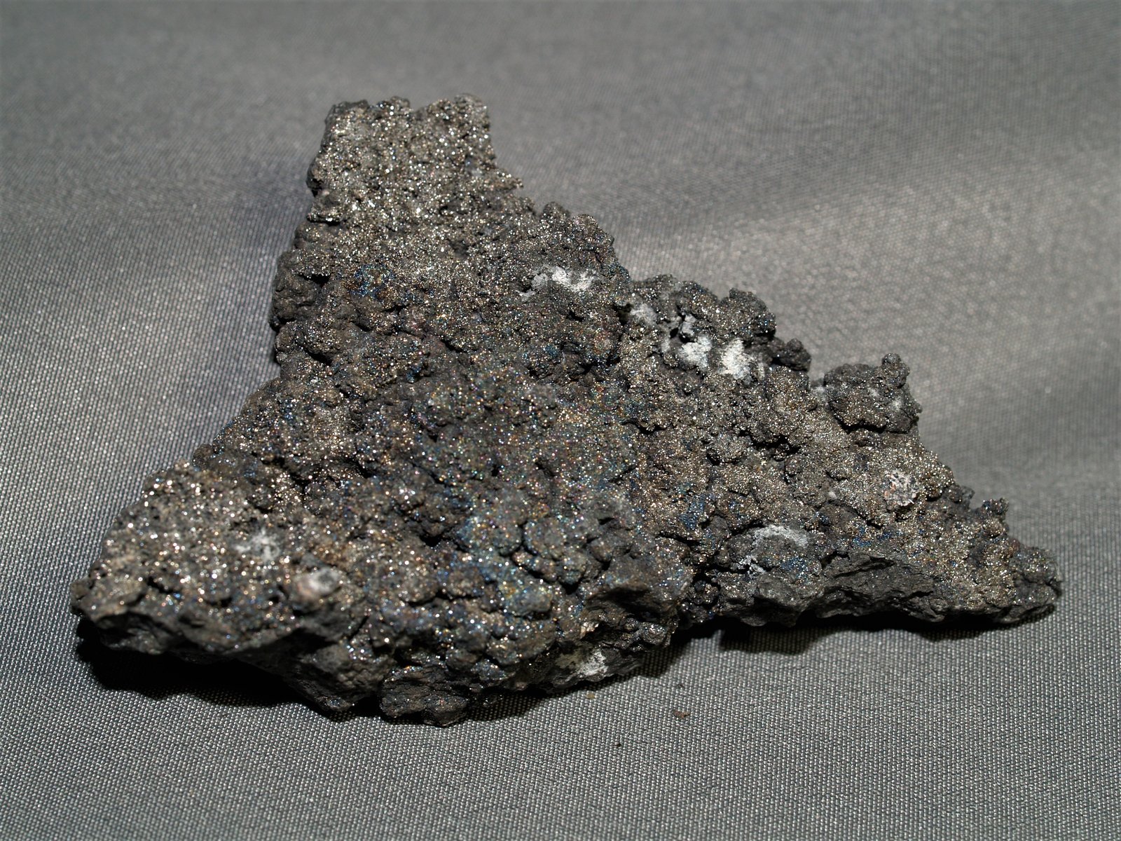 Löllingite on Arsenic
6.5x4x1.3 cm's
(Autor: Joseph DOliveira)