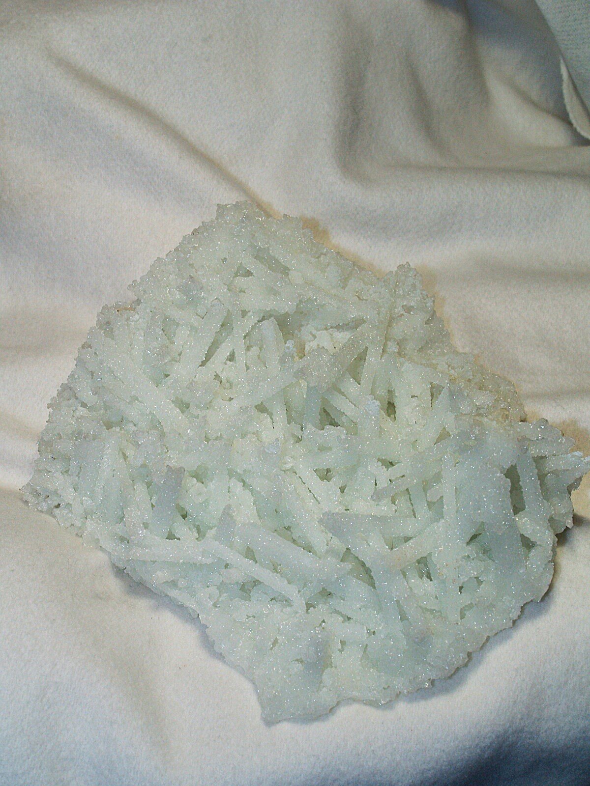 Prehnite
20.5x16x4 cm's
(Autor: Joseph DOliveira)
