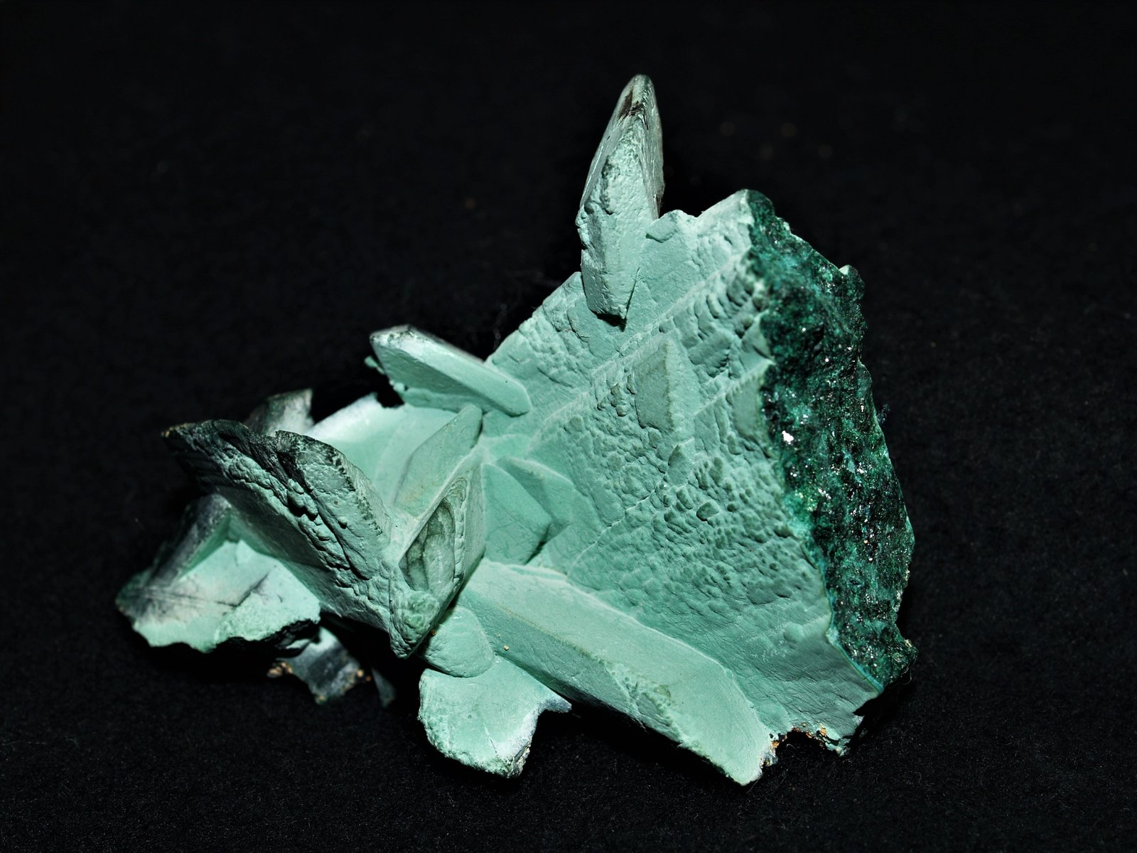 Malachite
6.2 x 5 x 2.5 cm
(Autor: Joseph DOliveira)