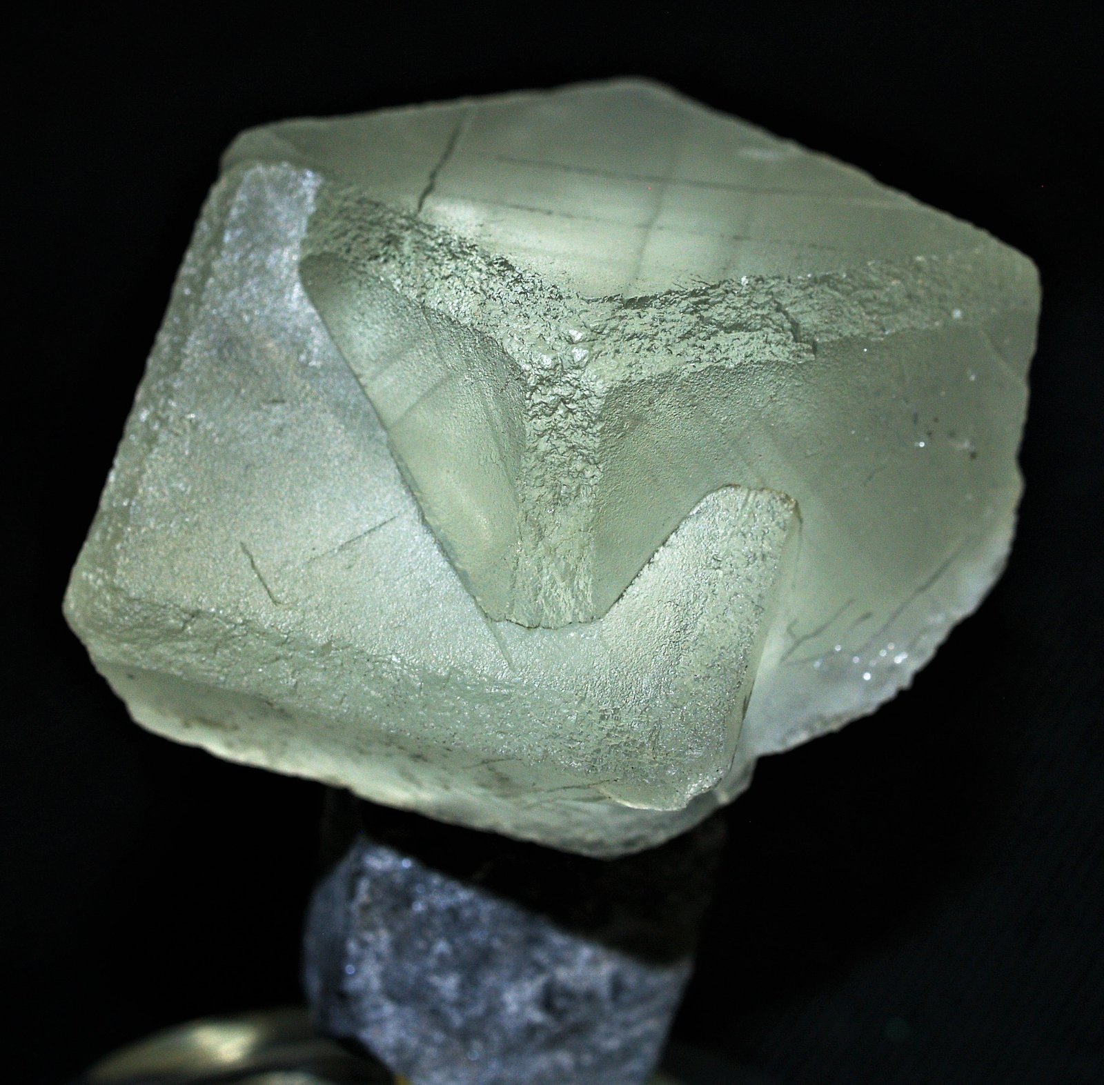 Fluorite
5.5x5.5x6 cm
(Autor: Joseph DOliveira)