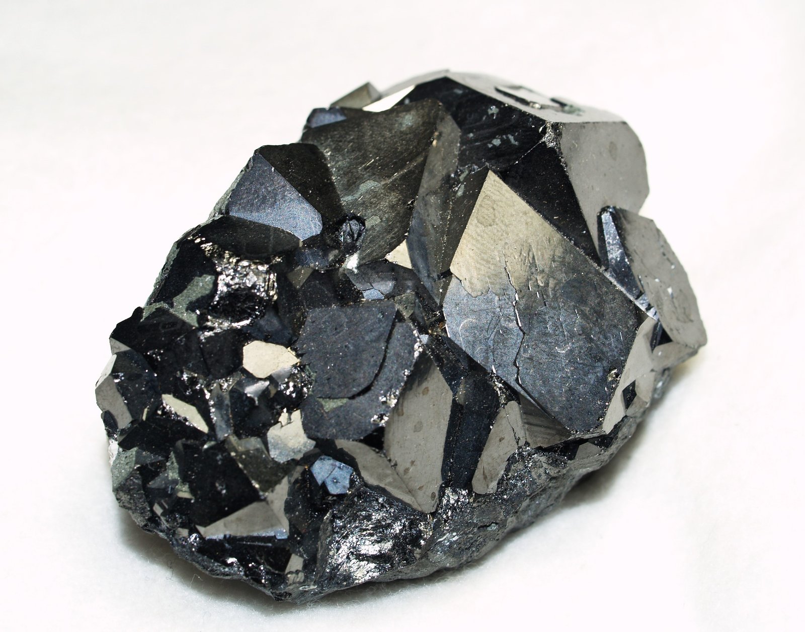 Magnetite
6.3x4.5x3 cm's
(Autor: Joseph DOliveira)