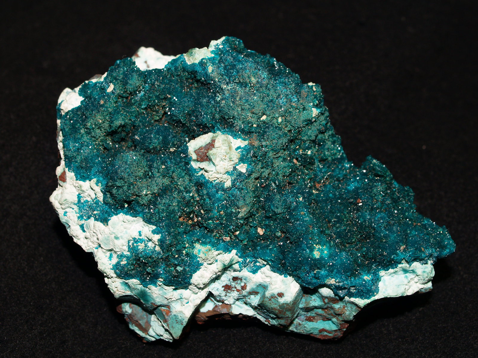 Dioptase
8.2x5x3 cm's
(Autor: Joseph DOliveira)