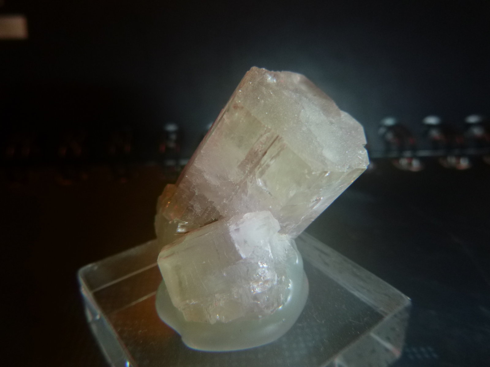 Aragonite
20 mm x 25 mm x 27 mm
(Autor: Firmo Espinar)