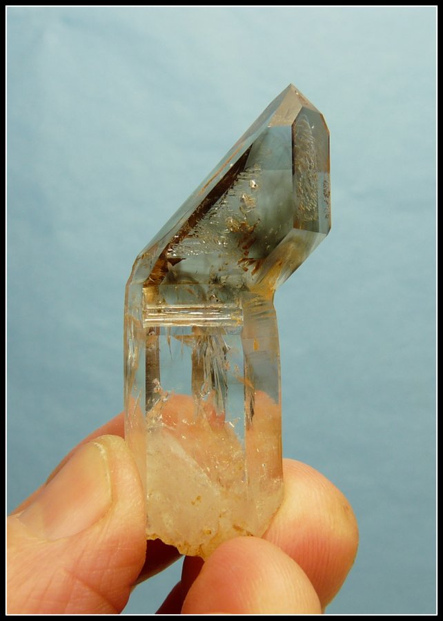 Quartz sceptre
55 x 24 x 14 mm
(Autor: Pierre Joubert)