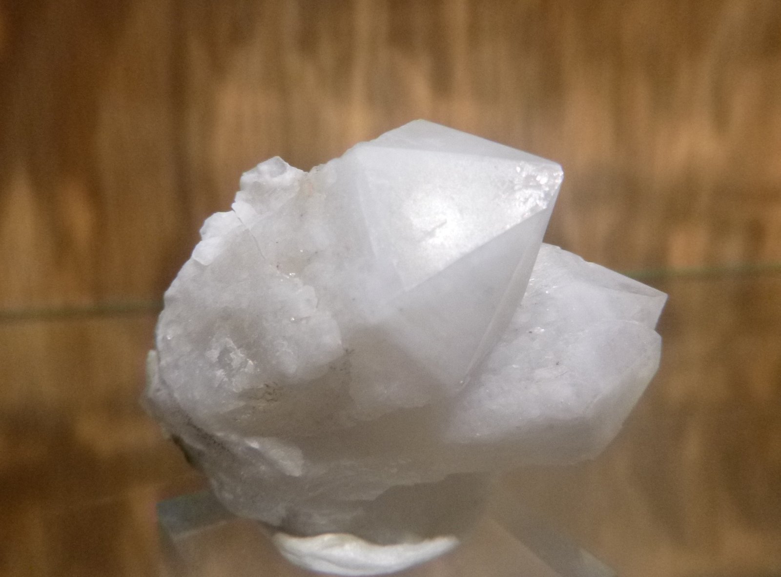 Quartz
40 mm x 48 mm x 24 mm
(Autor: Firmo Espinar)