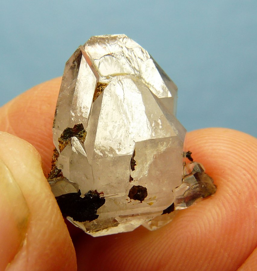 Quartz with goethite
20 x 19 x 10 mm
(Autor: Pierre Joubert)