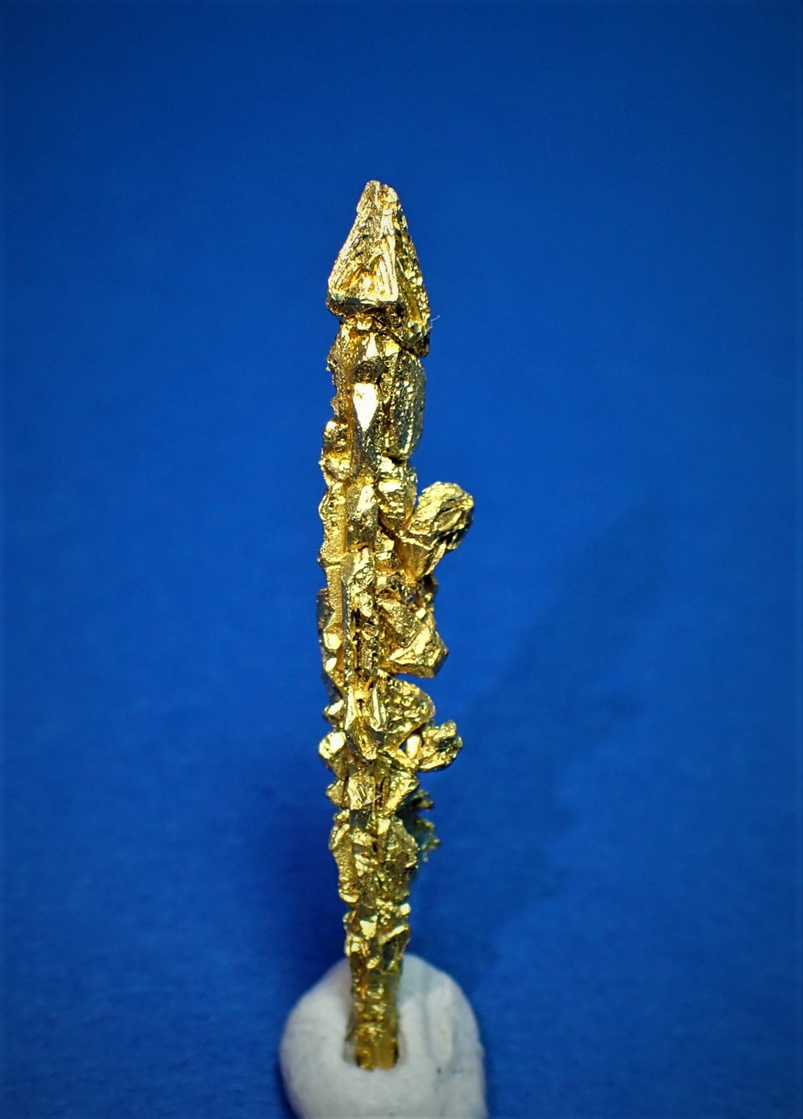 Gold
24 mm x 5 mm x 5 mm
(Autor: Don Lum)