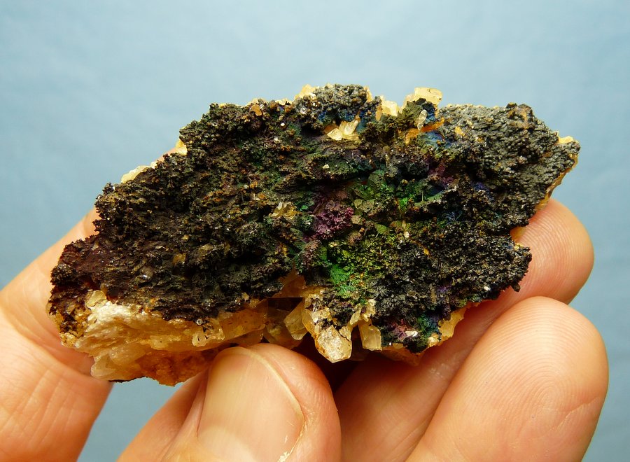Goethite
75 x 35 mm
(Autor: Pierre Joubert)