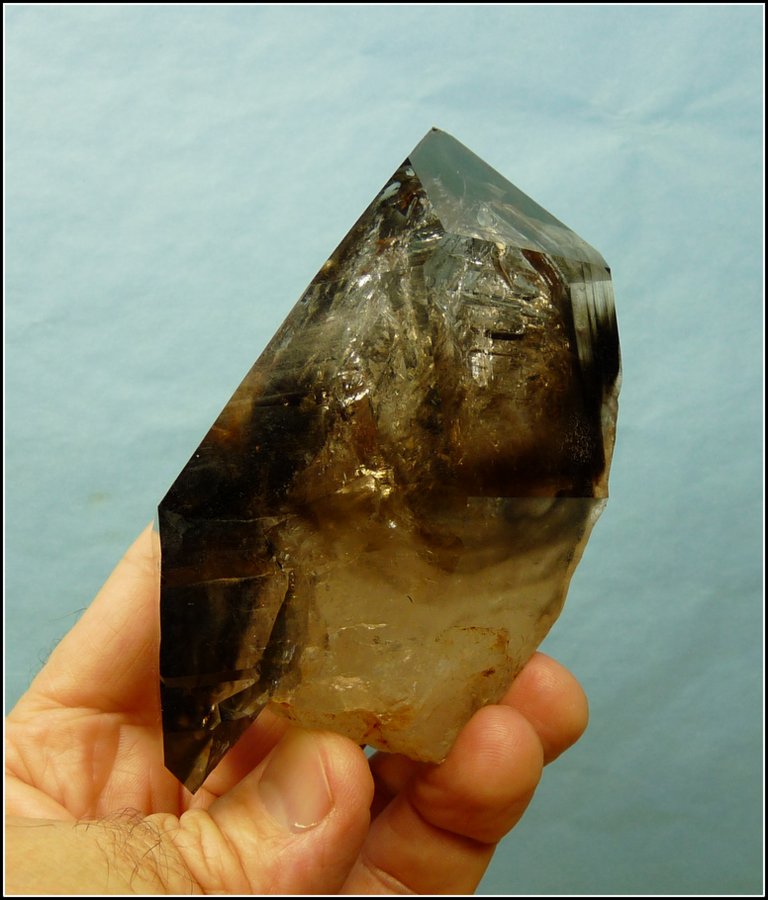 Quartz
114 x 72 x 69 mm
(Autor: Pierre Joubert)