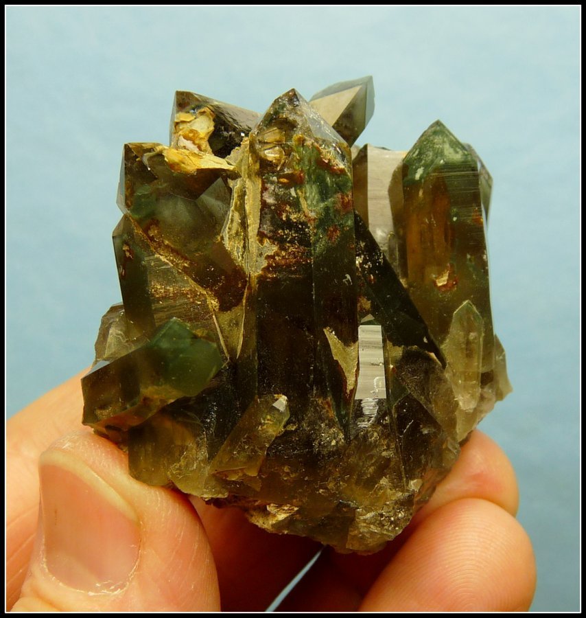Quartz with chlorite.
56 x 52 x 43 mm
(Autor: Pierre Joubert)