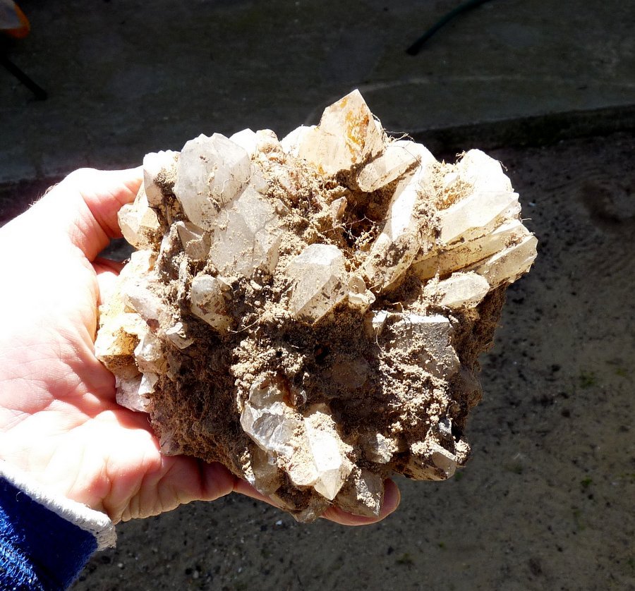 Quartz
Fingers for size
(Autor: Pierre Joubert)