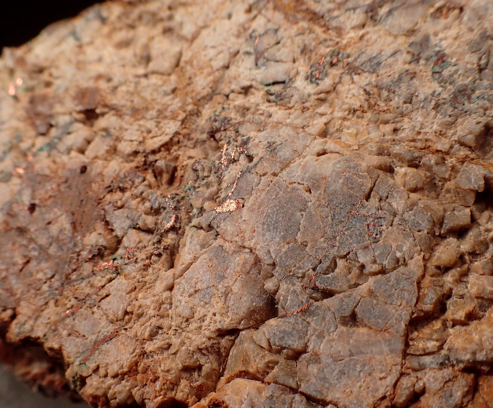 Copper
77mm x 73mm x 12mm
(Autor: Don Lum)