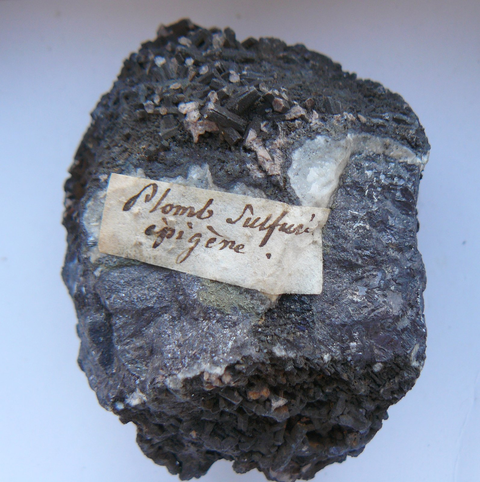 Galena (after Pyromorphite)
6,5 x 4,5 cm.
(Autor: Benj)