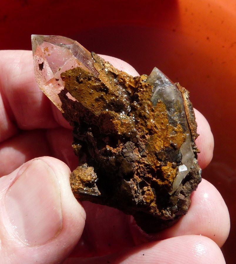 Quartz
Hand for size.
(Autor: Pierre Joubert)