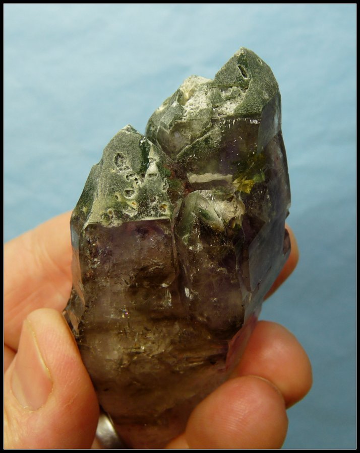 Quartz with Chlorite (Group)
90 x 40 x 38 mm
(Autor: Pierre Joubert)