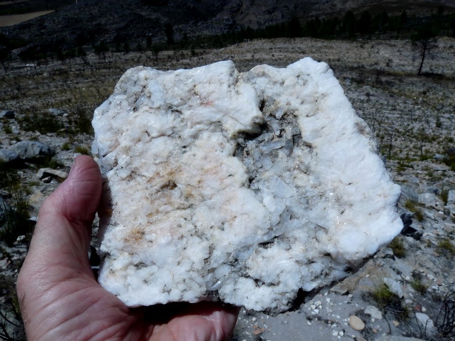 Quartz
Hand for size
(Autor: Pierre Joubert)