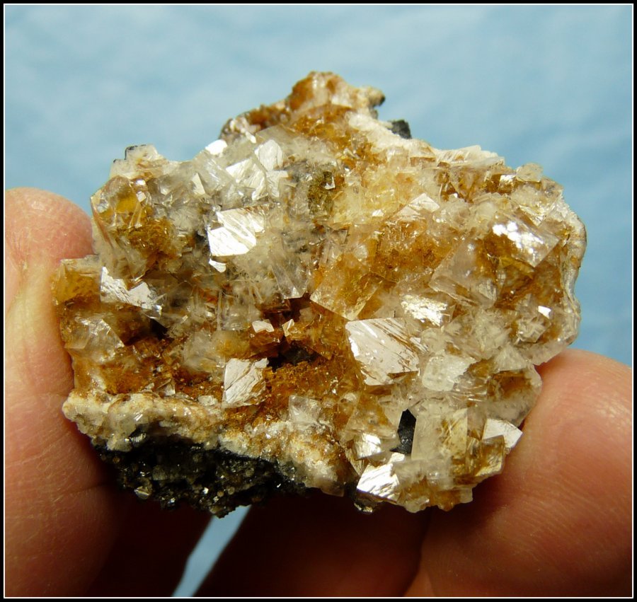 Cerussite
36 x 35 x 20 mm
(Autor: Pierre Joubert)