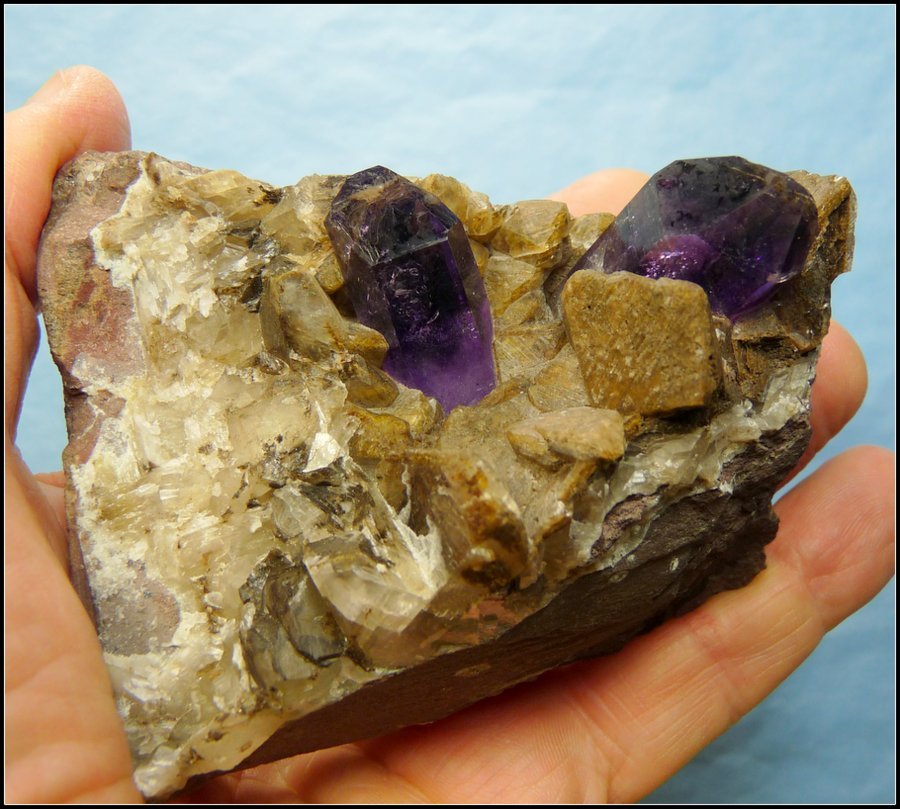 Quartz and Calcite
87 x 64 x 54 mm
(Autor: Pierre Joubert)