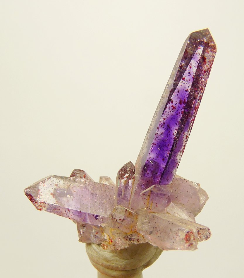 Quartz (var. amethyst)
34 x 30 x 25 mm
(Autor: Pierre Joubert)