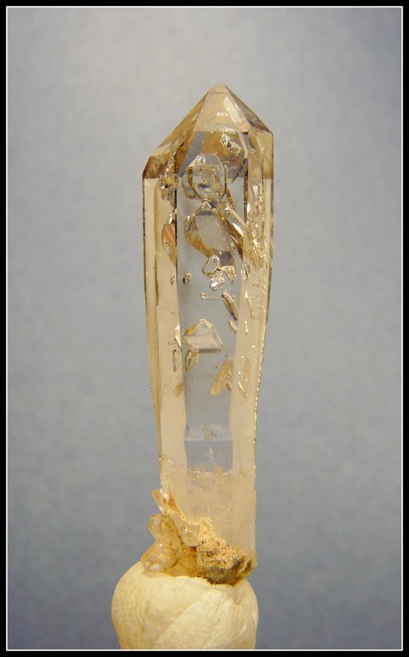 Quartz
39 x 09 x 08 mm
(Autor: Pierre Joubert)