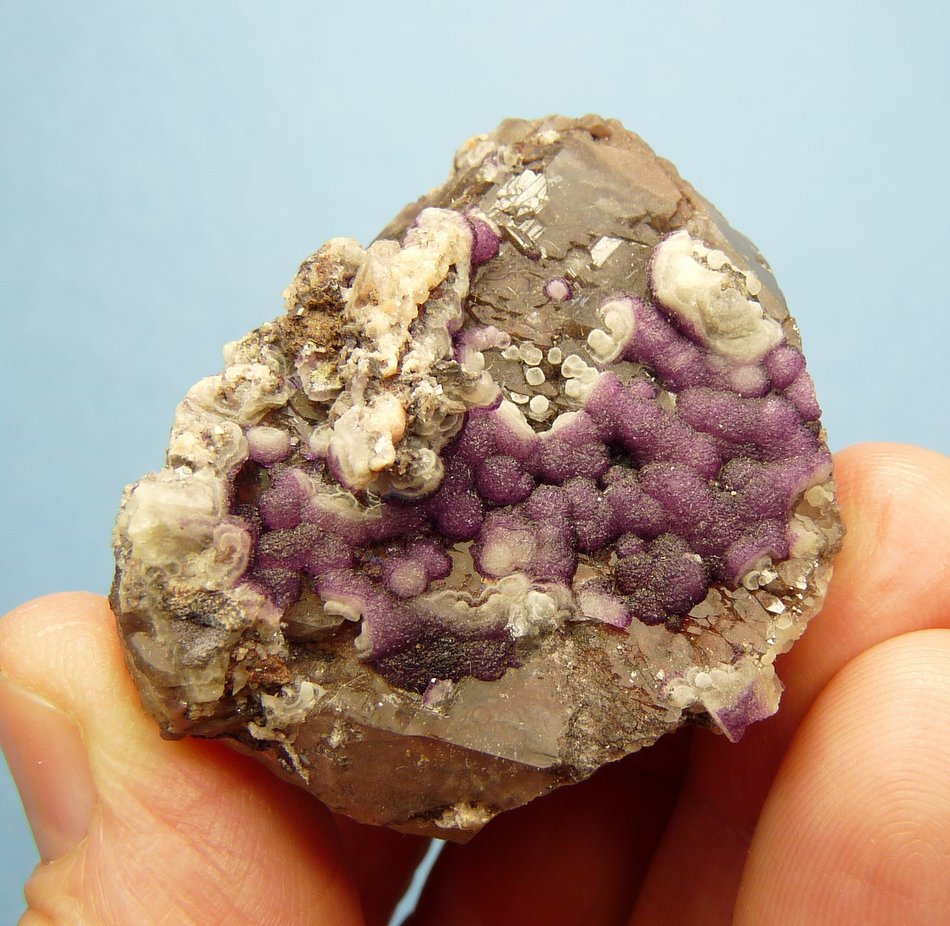 Fluorite on Quartz
53 x 45 x 33 mm
(Autor: Pierre Joubert)