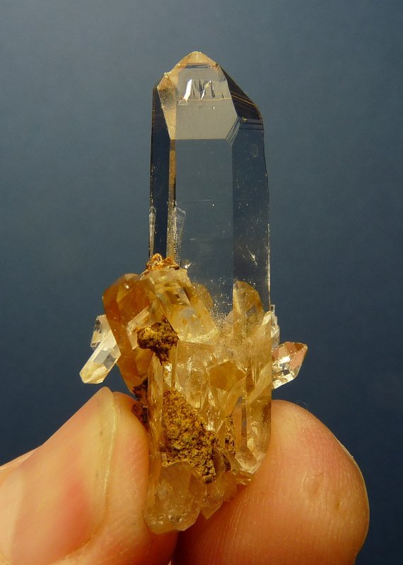 Quartz
37 x 22 x 16 mm
(Autor: Pierre Joubert)