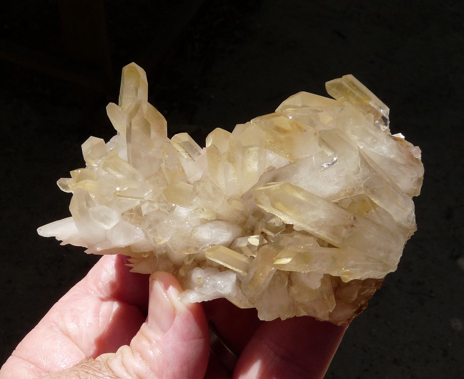 Quartz
Hands for size.
(Autor: Pierre Joubert)