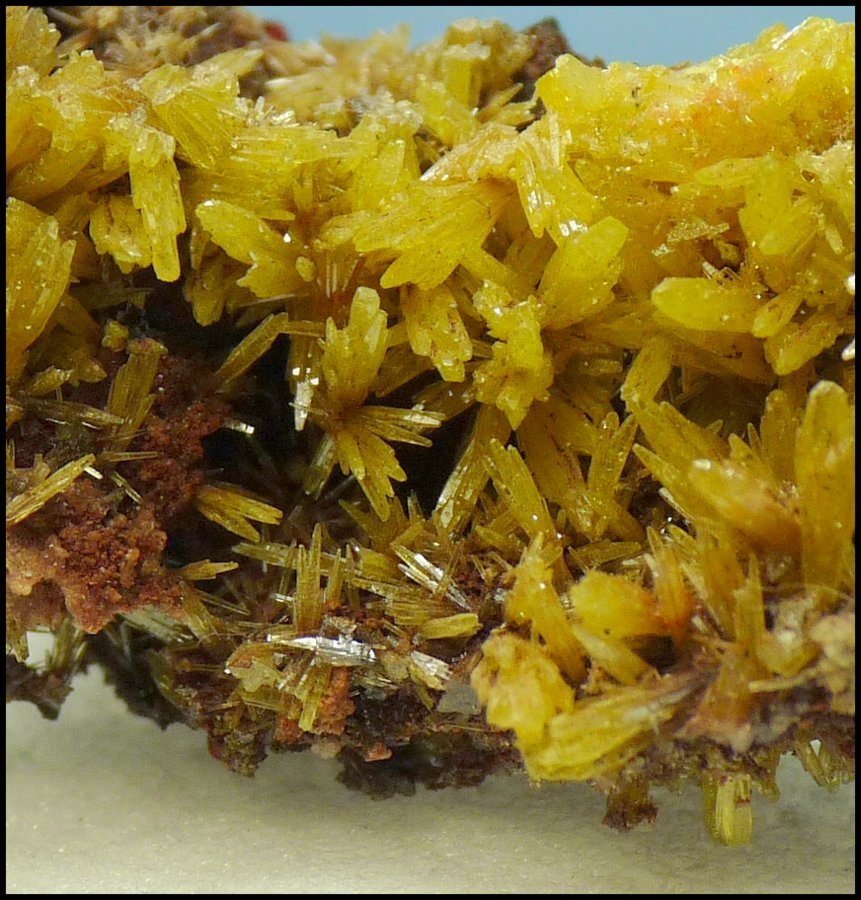 Mimetite
41 x 20 x 15 mm
(Autor: Pierre Joubert)