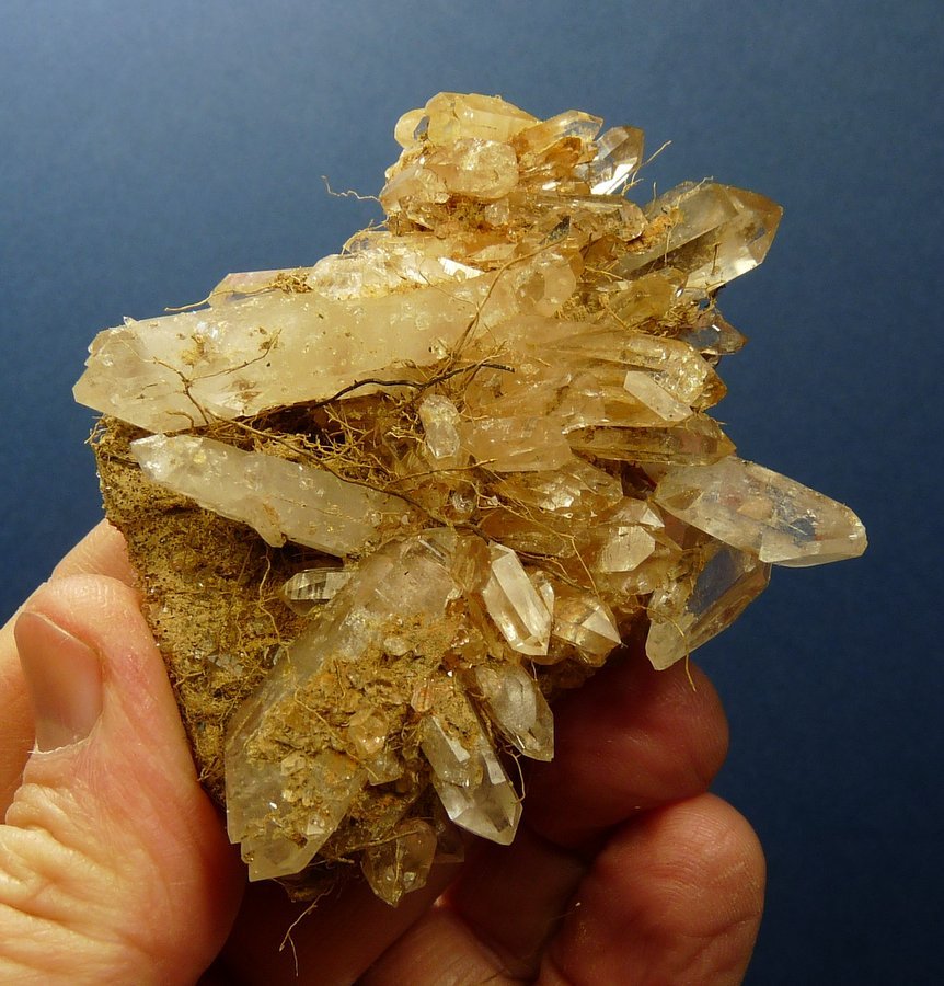 Quartz
Fingers for size
(Autor: Pierre Joubert)