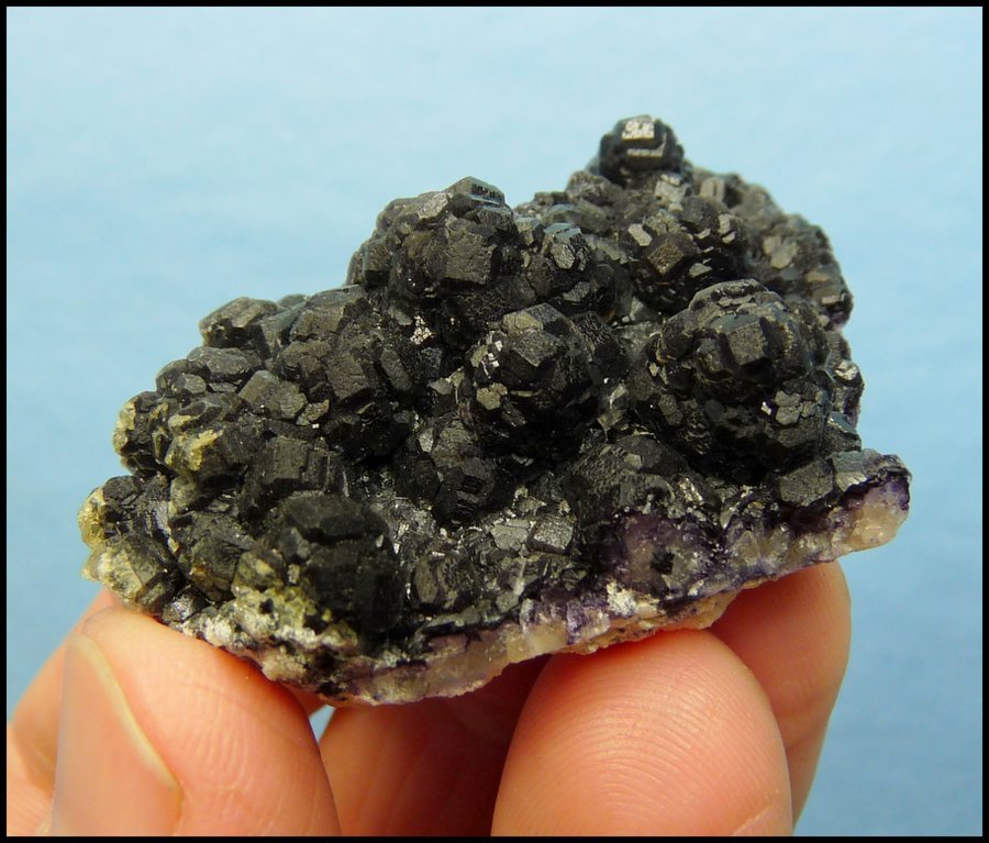 Fluorite
61 x 46 x 22 mm
(Autor: Pierre Joubert)