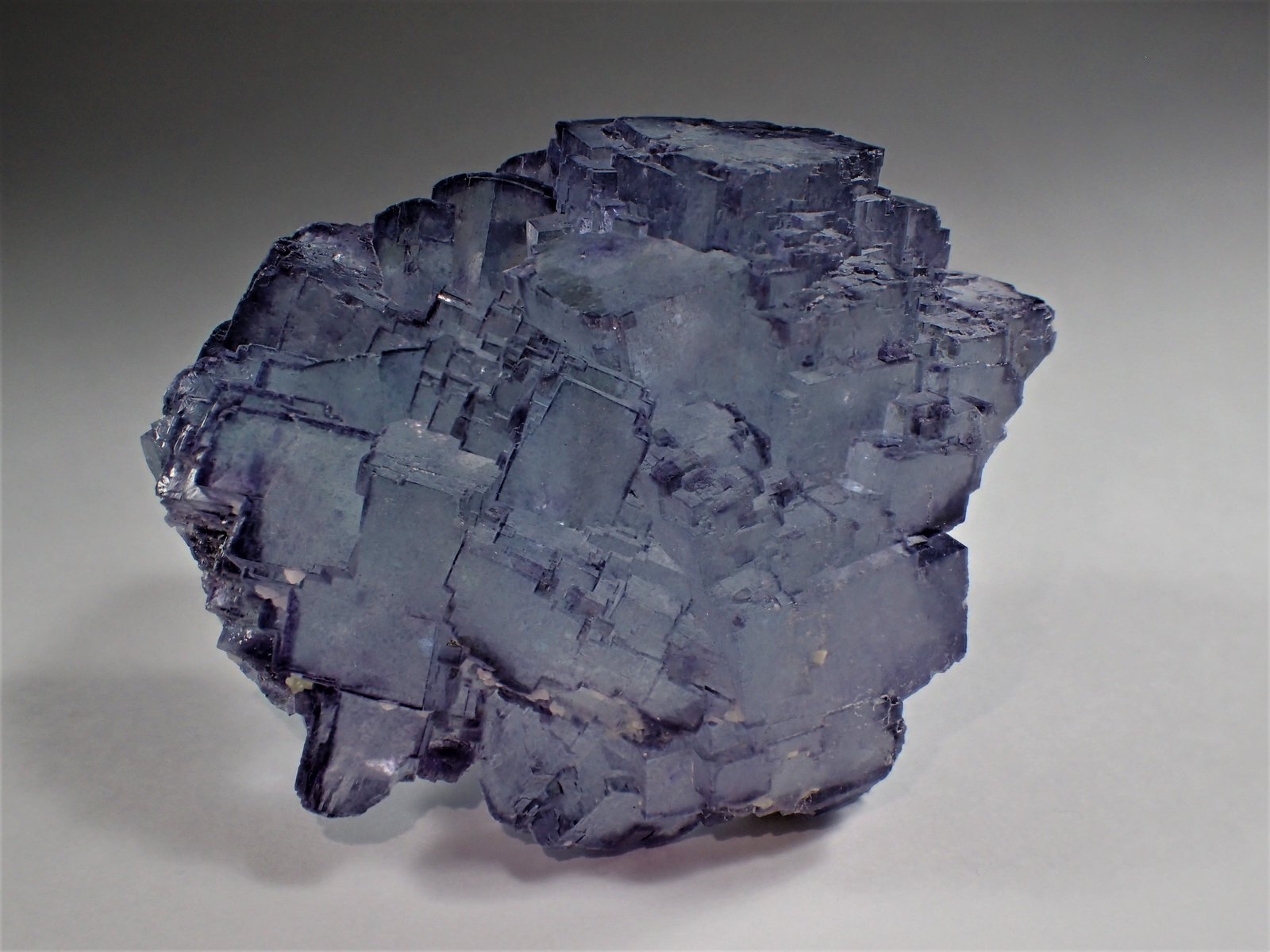 Fluorite
88 mm x 72 mm x 46 mm
(Autor: Don Lum)