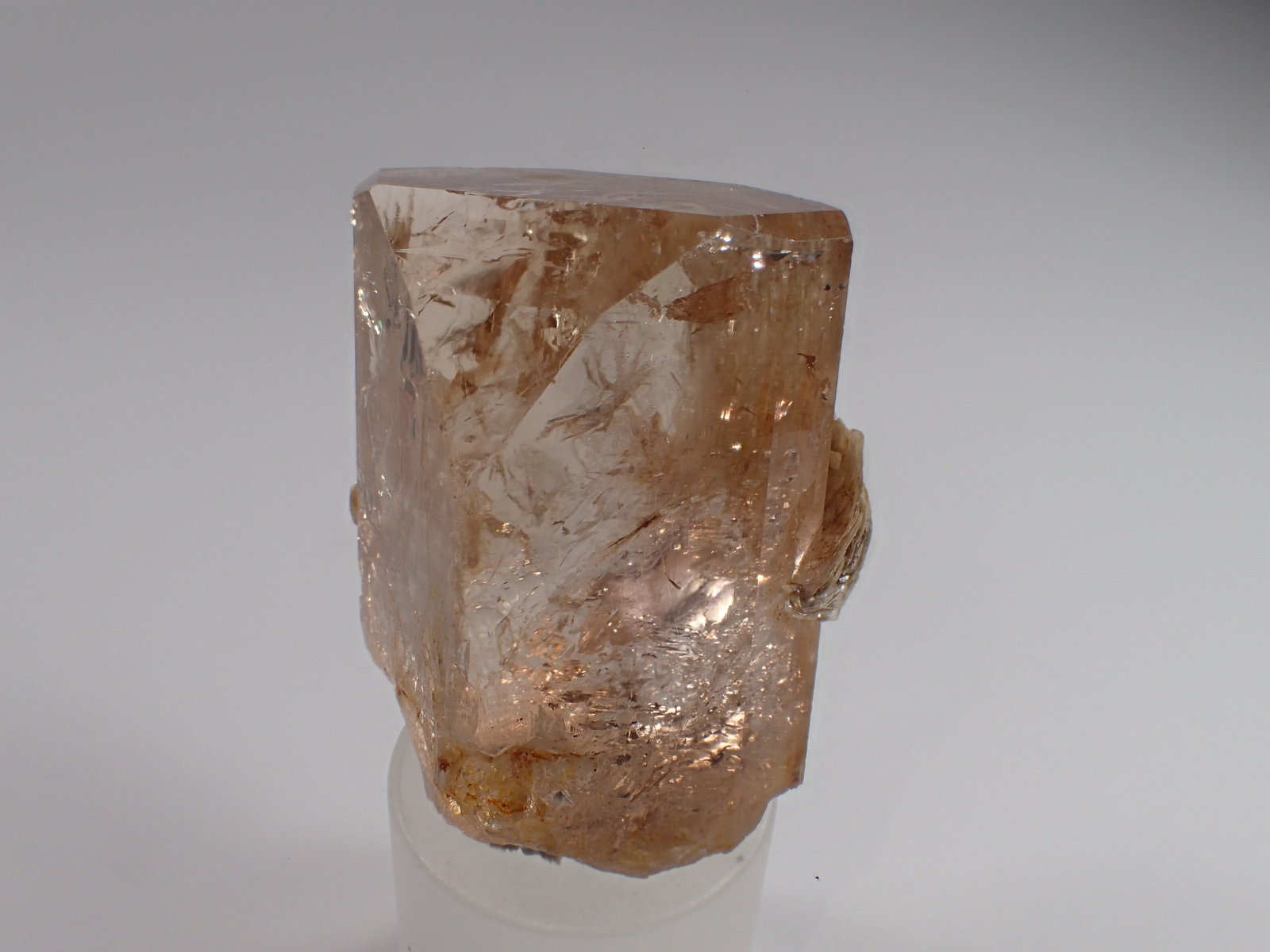 Topaz, Muscovite
55 mm x 40 mm x 40 mm
(Autor: Don Lum)