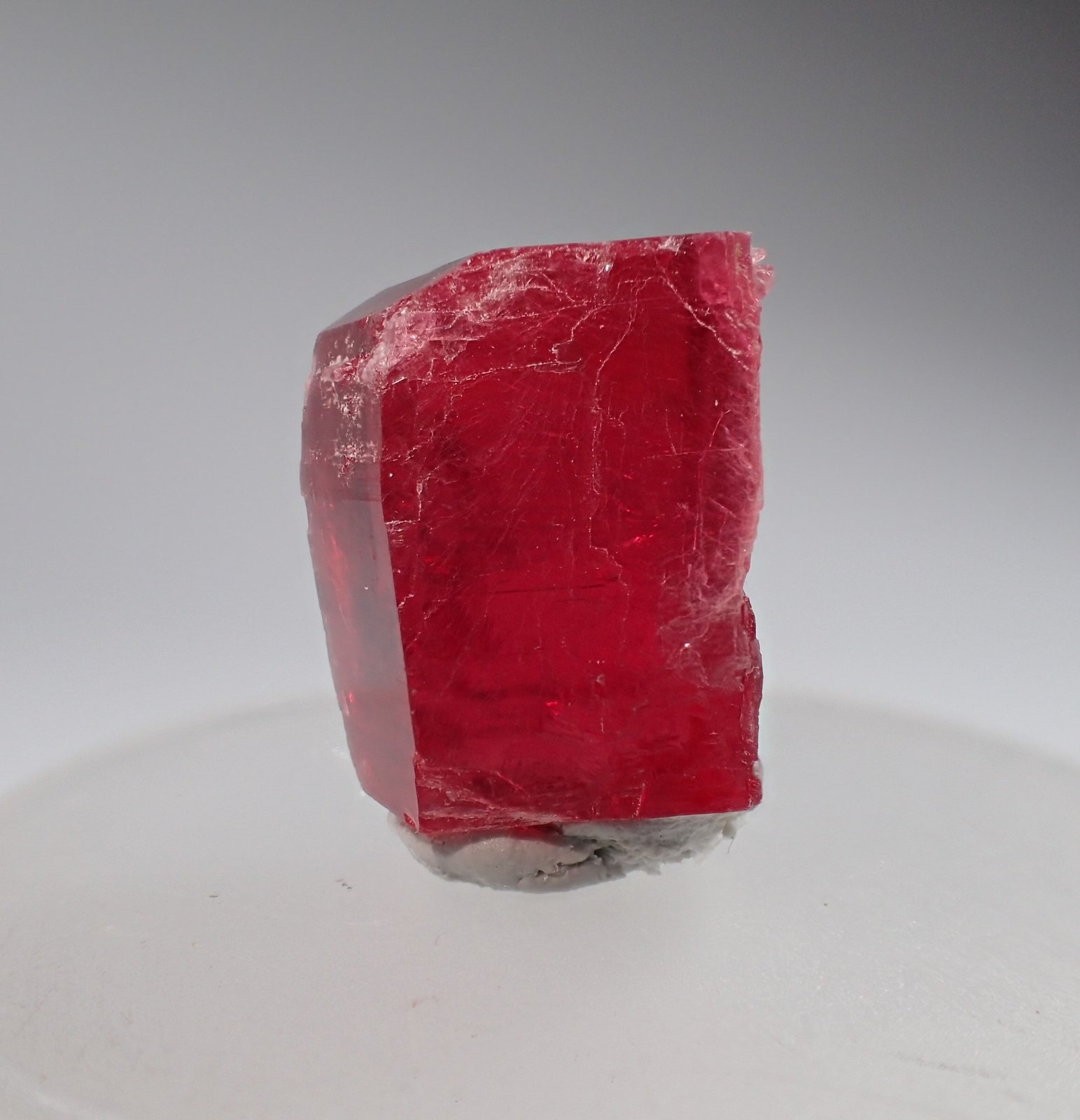 Rhodonite
15 mm x 13 mm x 11 mm
(Autor: Don Lum)