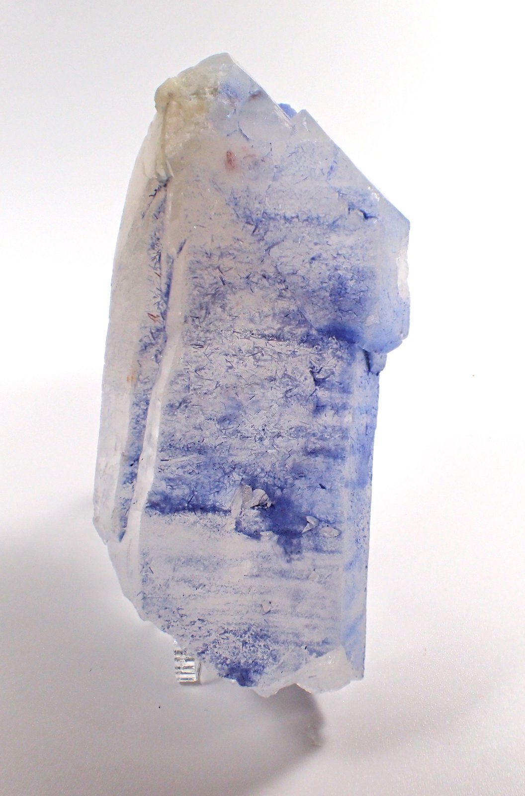 Dumortierite, Quartz
87 mm x 44 mm x 29 mm
(Autor: Don Lum)