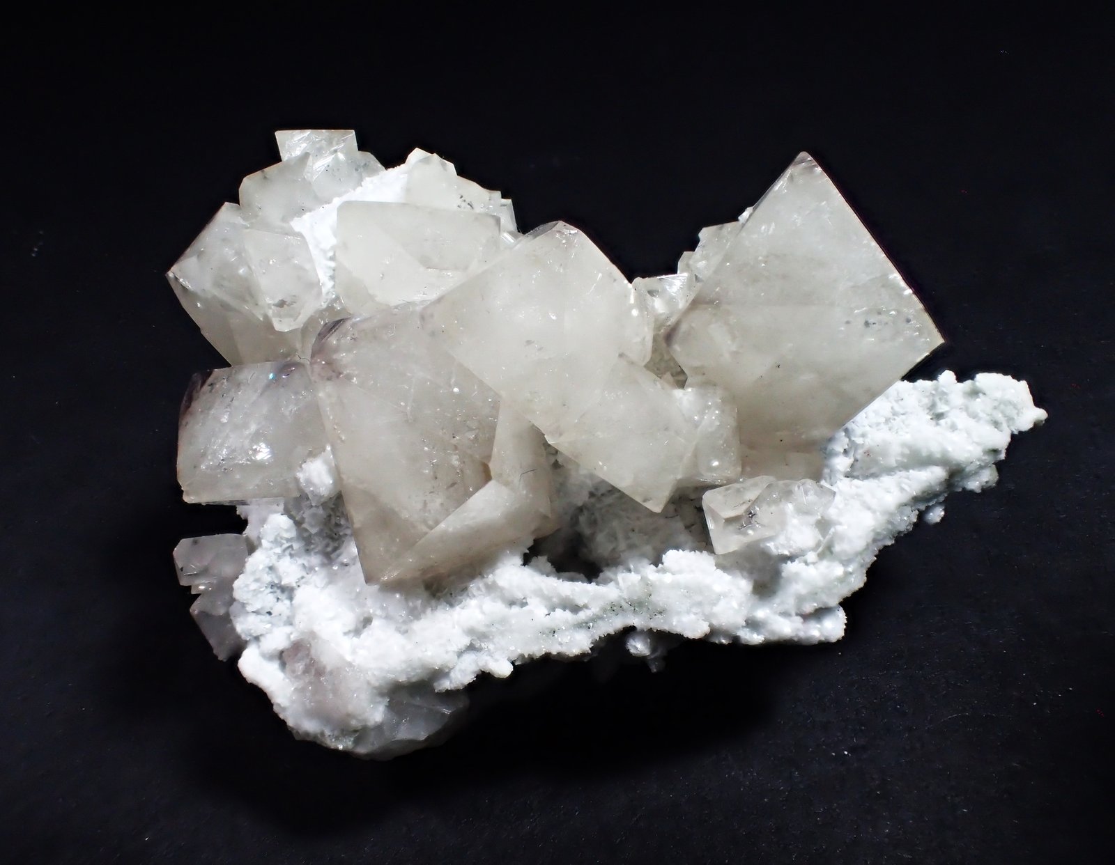 Fluorite
43 mm x 35 mm
(Autor: Don Lum)