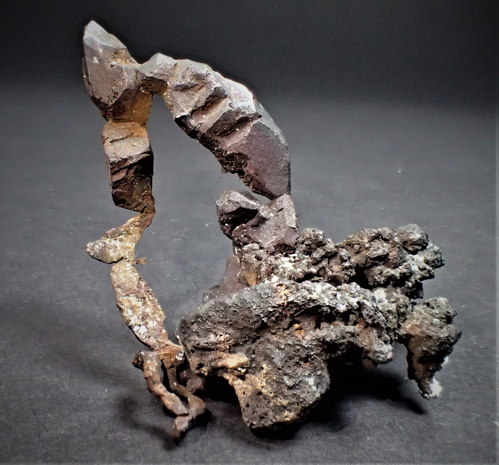 Copper
44 mm x 37 mm x 20 mm
(Autor: Don Lum)