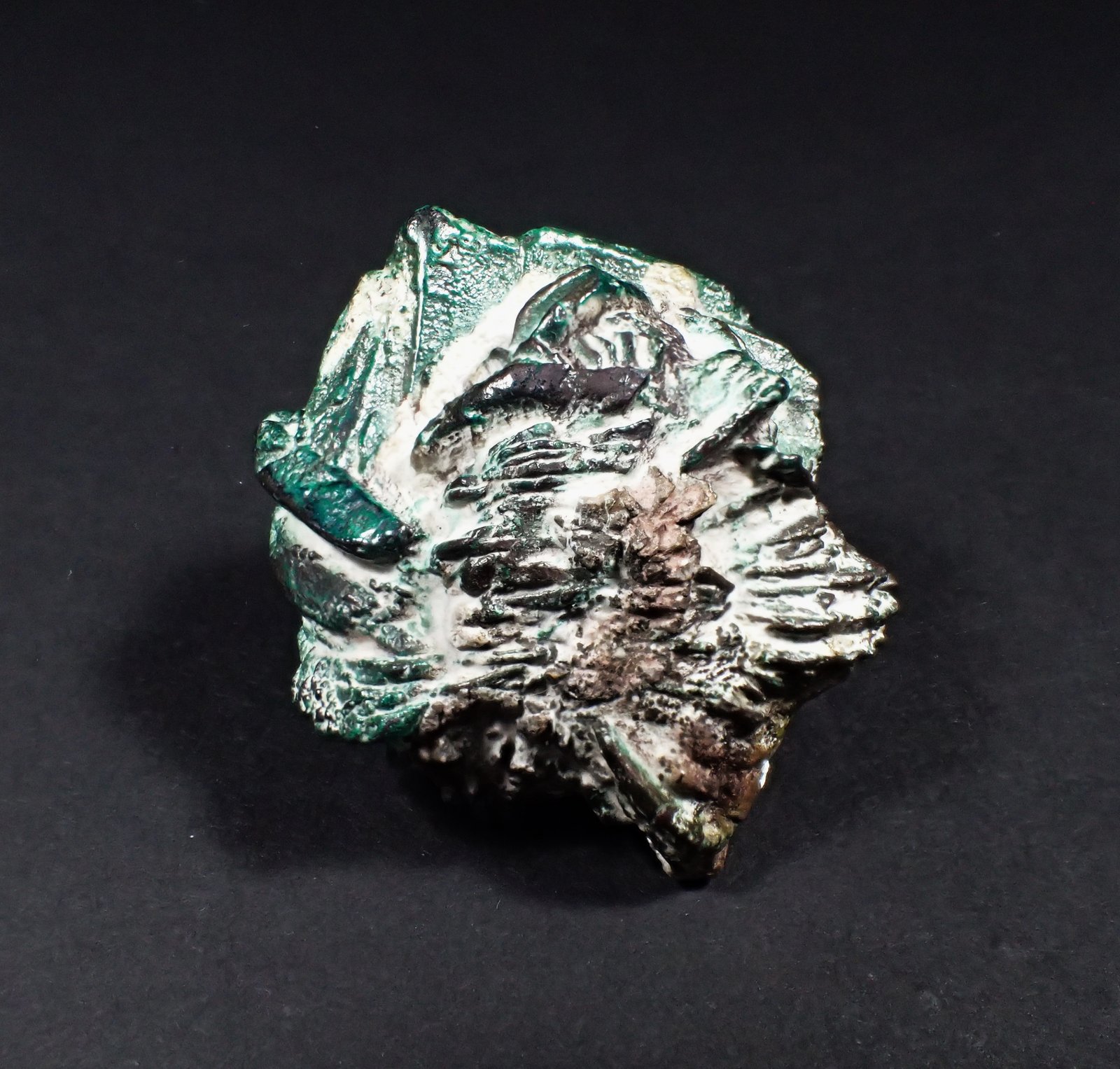 Copper after Azurite
44 mm x 38 mm x 32 mm
(Autor: Don Lum)