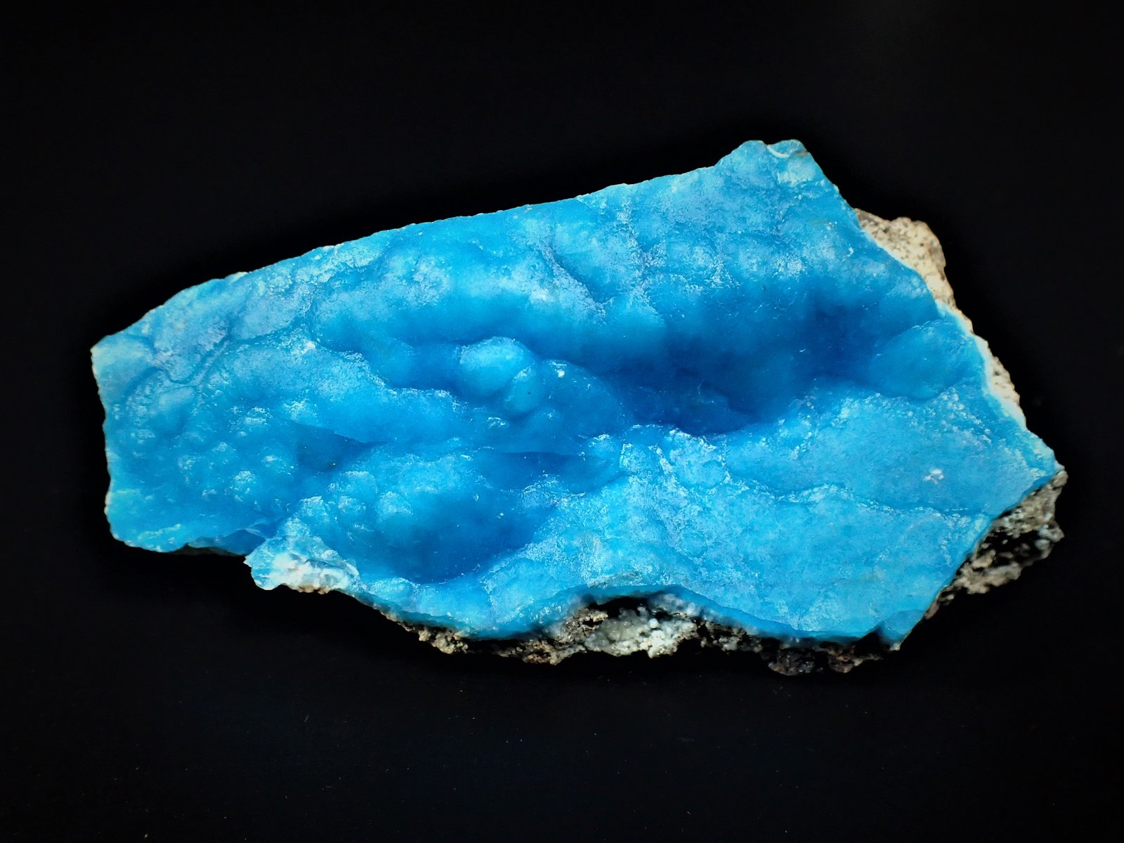 Hemimorphite
70 mm x 31 mm x 20 mm
(Autor: Don Lum)