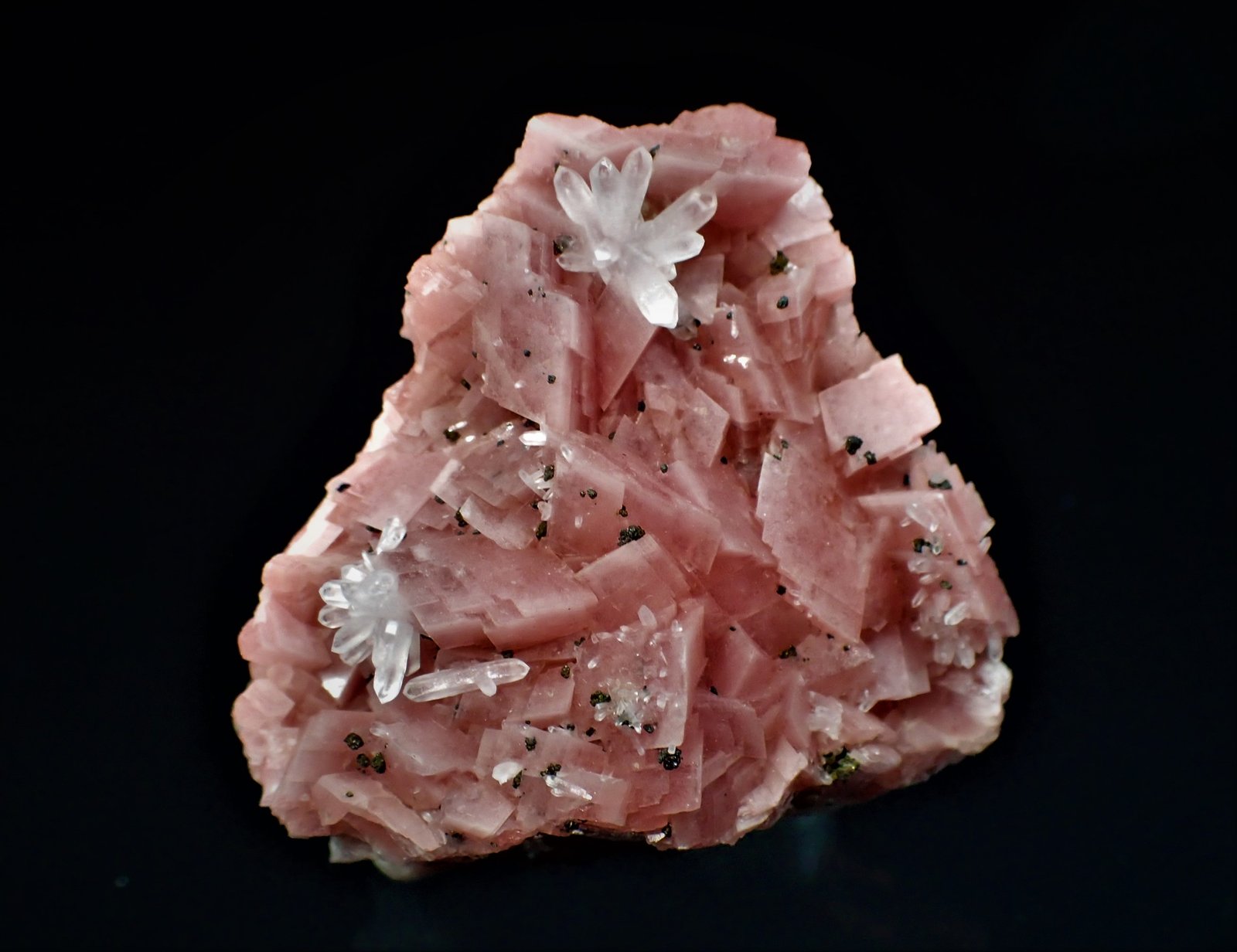 Rhodochrosite, Quartz
40 mm x 34 mm x 20 mm
(Autor: Don Lum)