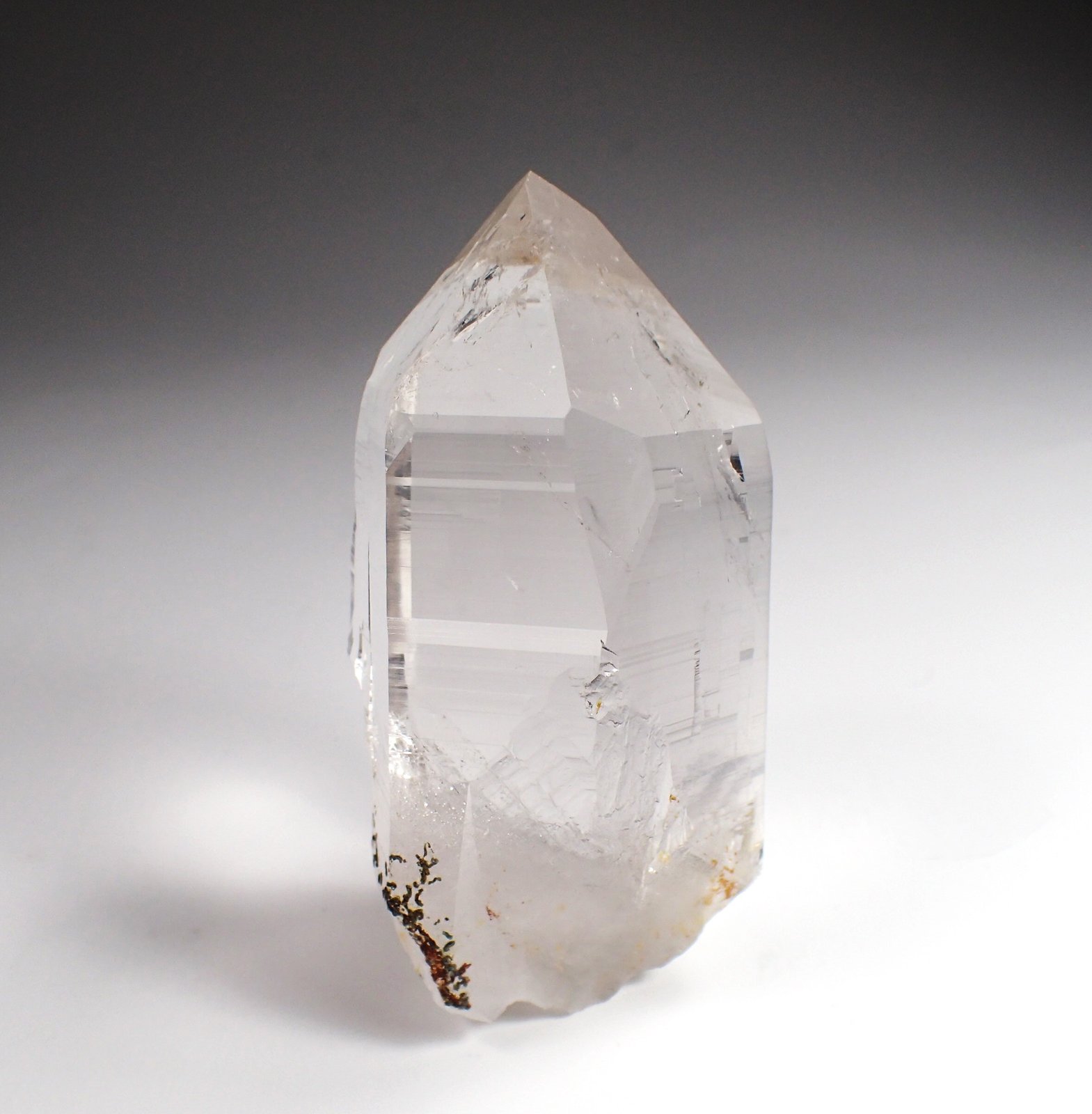 Quartz
73 mm x 39 mm x 28 mm
(Autor: Don Lum)