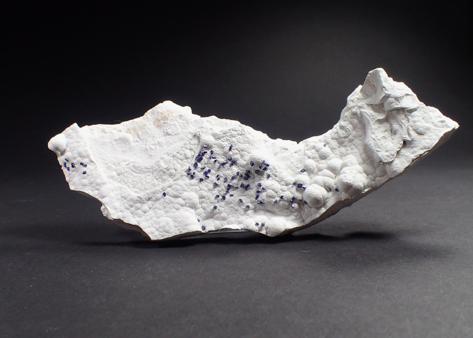 Henmilite, Olshanskyiite
165 mm x 66 x 25 mm
(Autor: Don Lum)