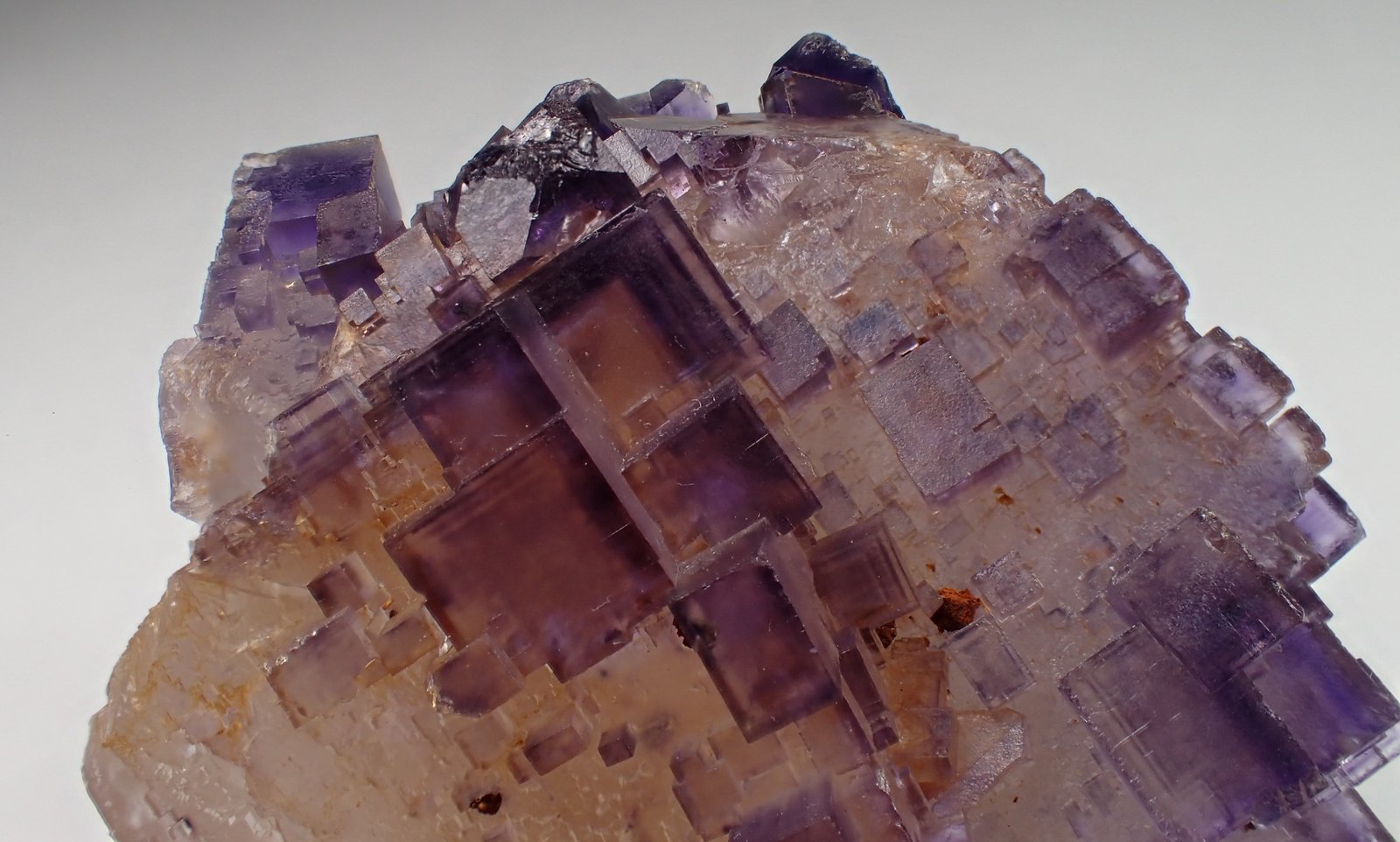 Fluorite
90 mm x 83 mm x 80 mm
(Autor: Don Lum)