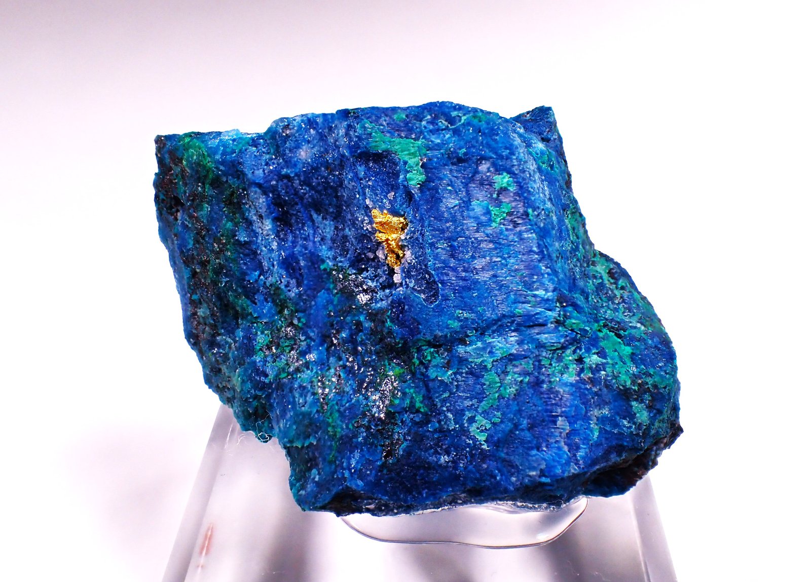 Gold, Shattuckite, Malachite
47 mm x 39 x mm x 32 mm
(Autor: Don Lum)
