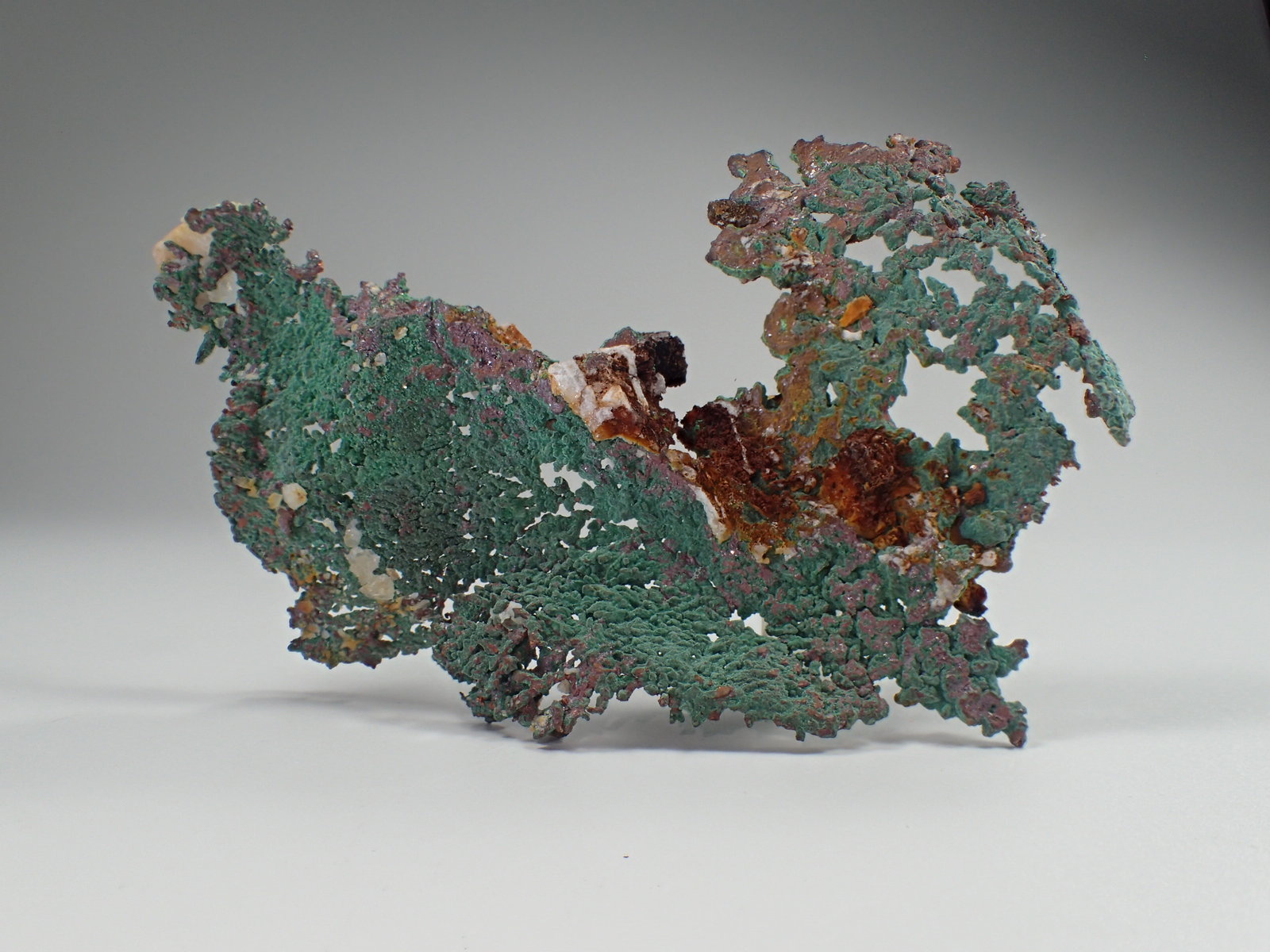 Copper, Malachite
110 mm x 70 mmx 20 mm
(Autor: Don Lum)