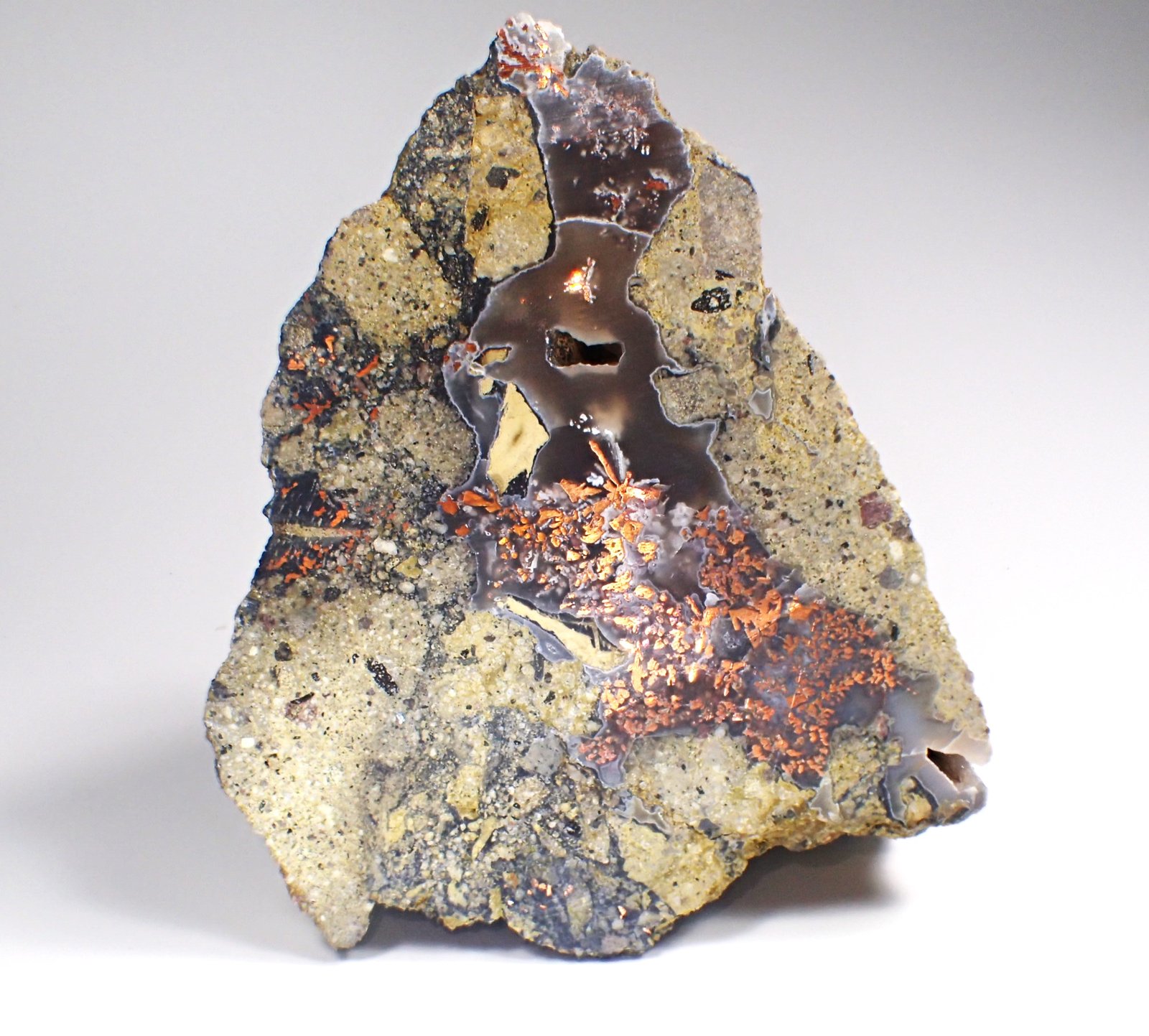 Copper in Quartz (variety chalcedony)
112 mm x 107 mm x 87 mm
(Autor: Don Lum)