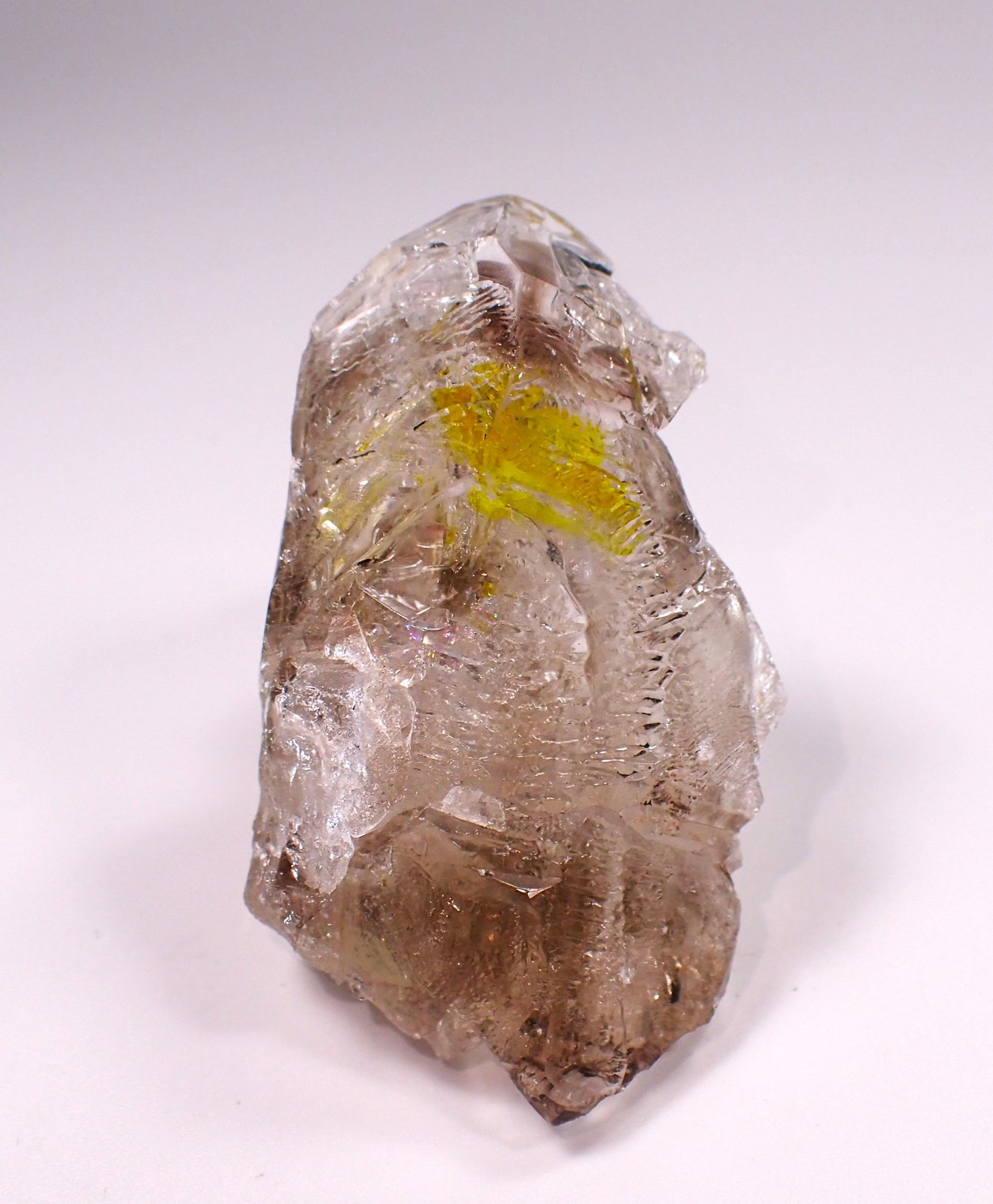 Quartz
65 mm x  37 mm x 33 mm
(Autor: Don Lum)