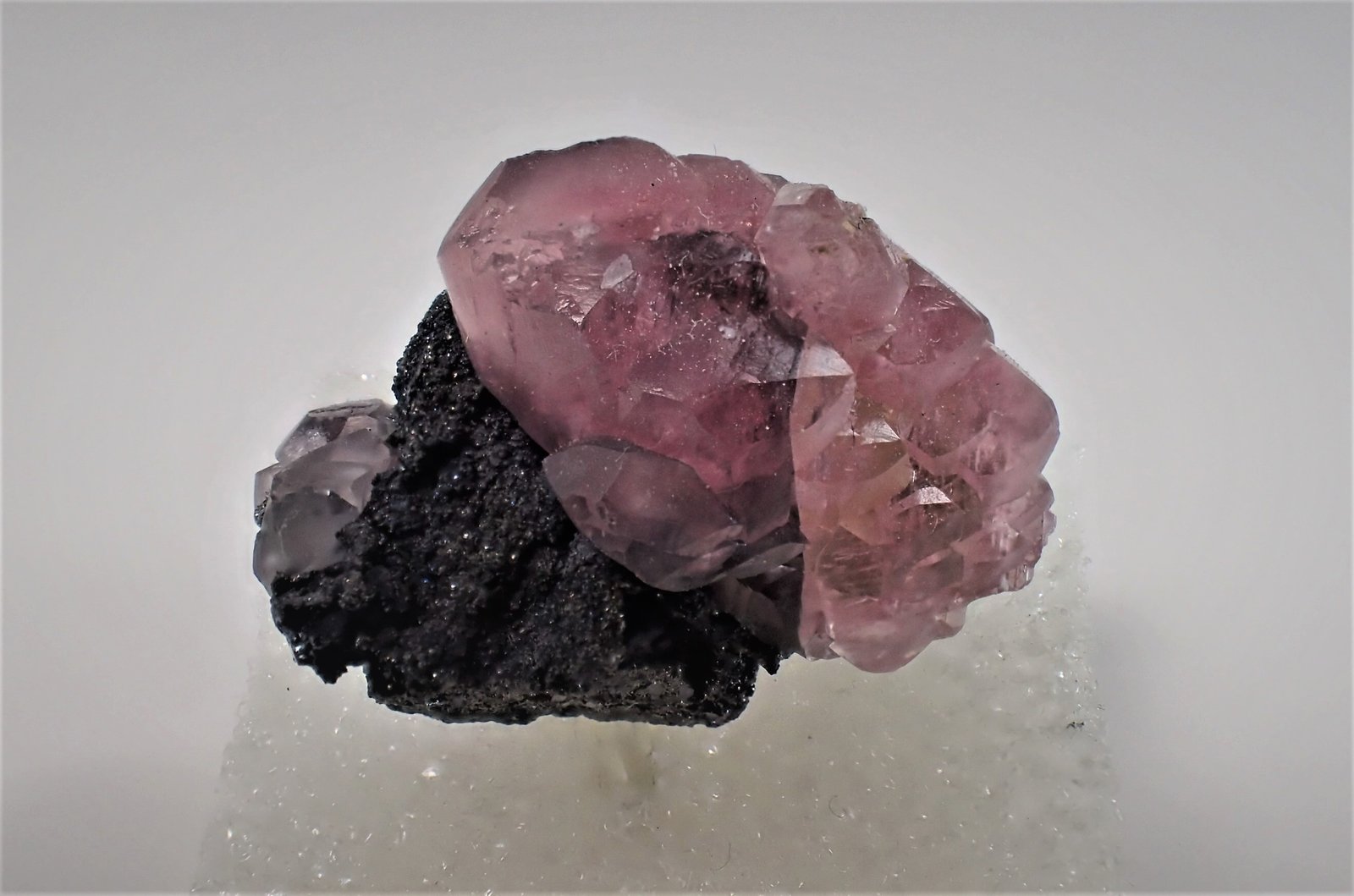 Smithsonite, Galena
22 mm x 21 mm x 11 mm
(Autor: Don Lum)