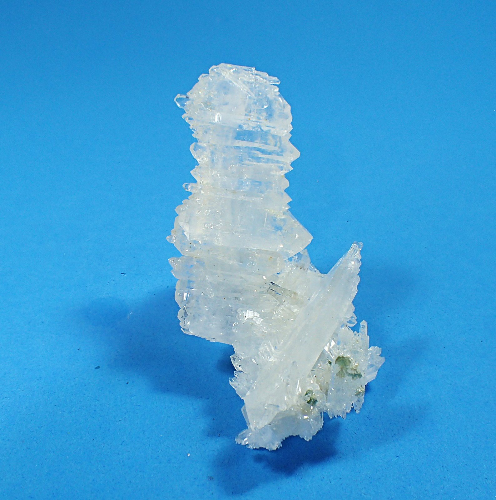 Quartz (variety faden quartz)
63 mm x 42 mm x 35 mm
(Autor: Don Lum)